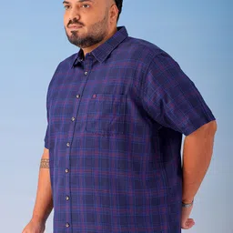 hardsoda Men Regular Fit Checkered Cut Away Collar Casual Shirt image 4