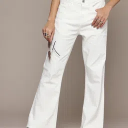 roadster Women Flared High Rise White Jeans-picture-18