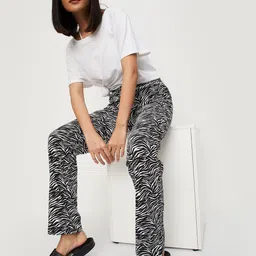 max Women Pyjama image 2