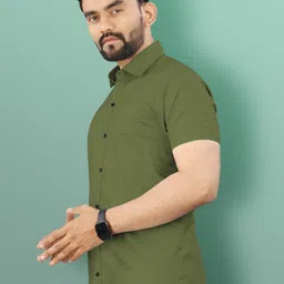 vebnor Men Regular Fit Solid Casual Shirt image 4