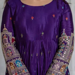 otfit feb private limited Embroidered Silk Blend Stitched Anarkali Gown image 4