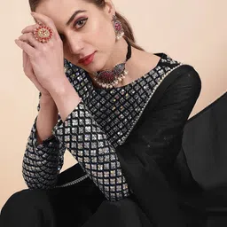 zili Solid/Plain Daily Wear Georgette Saree-picture-19