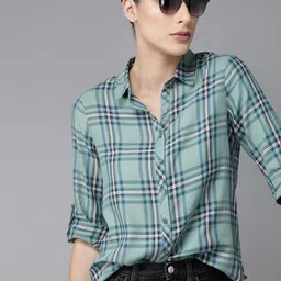 roadster Women Regular Fit Checkered Spread Collar Casual Shirt image 1