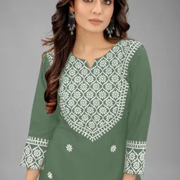 fantasy fab Women Embroidered Cotton Rayon Straight Kurta image 4
