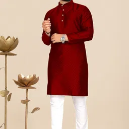fabwax Men Cotton Silk Kurta Pyjama Set image 2