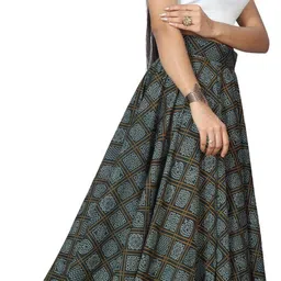 jyshta Women Printed Flared Green Skirt image 3