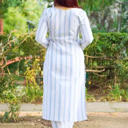 hastag Women Cotton Blend Kurta Pant Set image 2