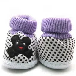 pearsilk Unisex baby Newborn Booties Baby First Walking Shoes Sandals With Anti Slip SoleToe to Heel Multicolor Pack Of 3 image 3
