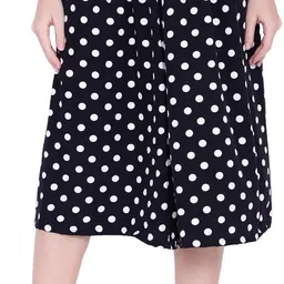 maiyacollection Women Black Capri-picture-33