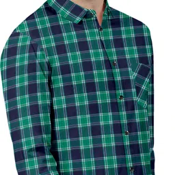 mbf66 Men Regular Fit Checkered Spread Collar Casual Shirt image 2