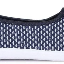 hiyaga Casuals For Women image 3