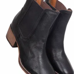 pillaa Versatile Stylish Slip-On Ankle Boots For Women-picture-12