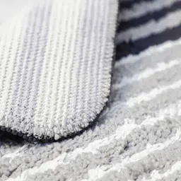 status Microfiber Bathroom Mat image 2