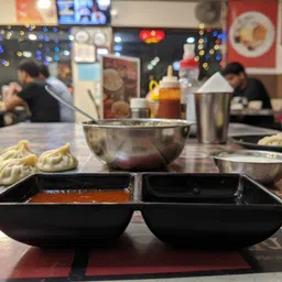 lilly Melamine Sauce Bowl image 3