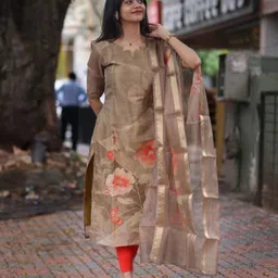 Women Floral Print Cotton Silk A-line Kurta-image-58