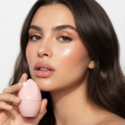 khudat Experience the Korean Glow: Lip Oil Edition. image 2