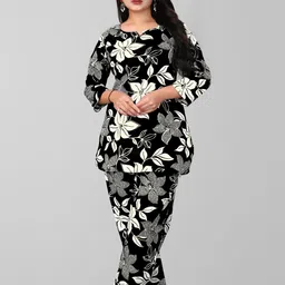 biyoko Women Top & Pyjama Set Black Printed image 1