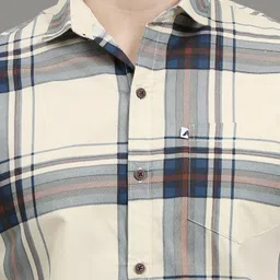 aidan paul Men Regular Fit Checkered Spread Collar Casual Shirt image 5
