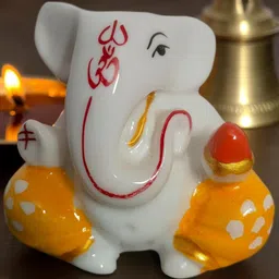 allamandaa Divine Tilak Ganesha Car Dashboard Idol with Om Symbol, 2.5 inch Decorative Showpiece - 5 cm image 2