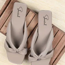 shoestail Women Flats Sandal image 1