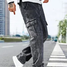 playfeel Men Cargos image 1