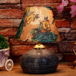 Multicolor Shade Table Lamp With Terracotta Base By Foziq image 1