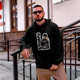 fufufrog Men Full Sleeve Printed Hooded Sweatshirt image 5