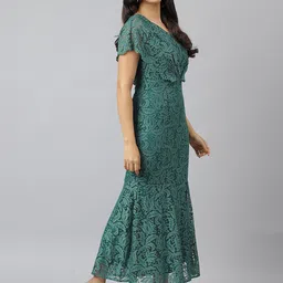 Latin Quarters Self Design V-Neck Sheath Dress image 5