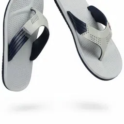 jeshk Men Flip Flops image 1