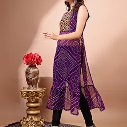 youthnic Women Bandhani Georgette Straight Kurta image 5