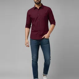 metronaut Men Regular Fit Solid Spread Collar Casual Shirt image 5