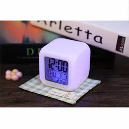 iris Digital 7 Color Changing Alarm Clock image 3