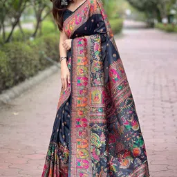 tasrika Woven Paithani Silk Blend Saree image 3