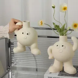 artecasa Scratching The Head Flower Vase image 1