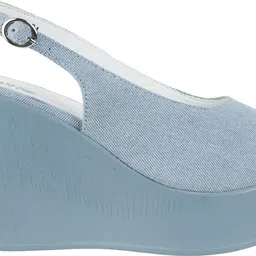 metro Women Wedges Sandal image 3