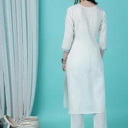 trahimam Women Cotton Blend Kurti Pant Set image 2