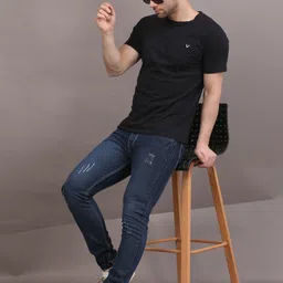 creatywitty Men Jogger Fit Mid Rise Dark Blue Jeans image 4