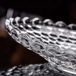 criyale Glass Serving Bowl Crystal Glass Transparent Classic Bubble Fruit Bowl Plate Tray image 2