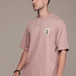 roadster Men Solid Round Neck Pure Cotton Pink T-Shirt image 3