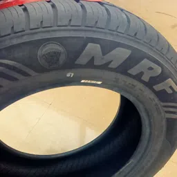 mrf Wsl 235/65 R17 104H-1 Tubeless Car Tyre For Tata-Aria 4 Wheeler Tyre image 3