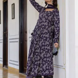 alvika Women Viscose Rayon Kurta Pant Dupatta Set image 3