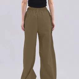 rajovati Women Solid Gold Track Pants image 3