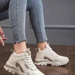 akrabs Sneakers For Women image 4