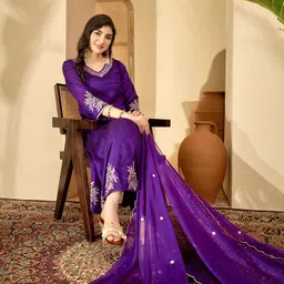 Tasrika Purple Zari Sequence Thread Embroiderd Kurta Pant Dupatta Embroidered Kurta, Trouser/Pant & Dupatta Set-picture-47