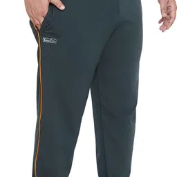bigbanana Men Solid Dark Green Track Pants image 4