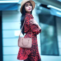 women marks Women Pink Hand-held Bag image 2