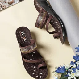 rridders Women Flats Sandal image 1