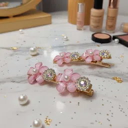 alvero 2Pc Elegant Floral Crystal & Pearl Hair Clips for Women, Shining Gold-Tone Hair Pin image 4