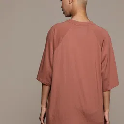 roadster Women Printed Round Neck Cotton Blend Red T-Shirt image 5