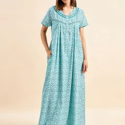 sweet dreams Women Nighty image 1